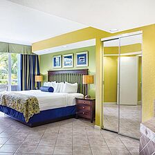 Club Wyndham Santa Barbara — Bedroom