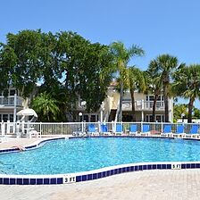 Oyster Bay &mdash; Pool