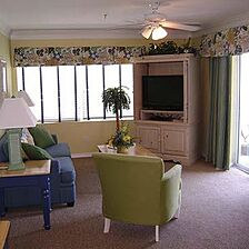 Ocean Gate Resort — Living Area