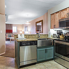 Shore Crest Vacation Villas II — Kitchen