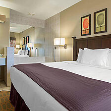 Bluegreen Odyssey Dells &mdash; Bedroom