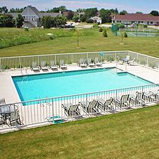 Birchwood Lodge — Pool