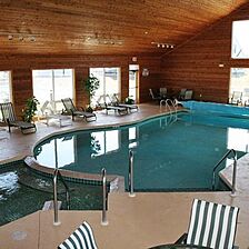 Birchwood Lodge — Pool
