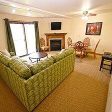 Fox Hills Resort — Living Area