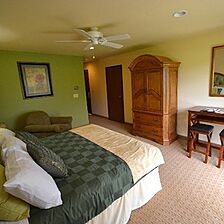 Fox Hills Resort — Bedroom