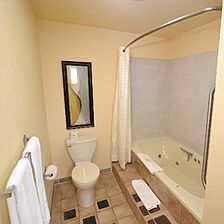 Fox Hills Resort — Bathroom