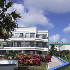Flamingo Beach Villas — II