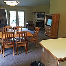 Telemark Pointe &mdash; Dining Area