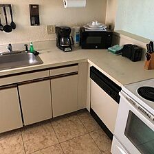 Camelot by the Sea — Kitchen