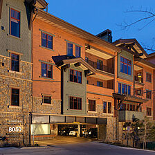 Mammoth 80/50 — Exterior
