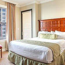 Emerald Grande at HarborWalk Village — Sample unit bedroom