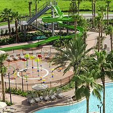 Las Palmeras by Hilton Grand Vacations