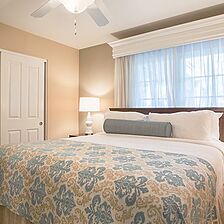 Villa L'Auberge — Sample Bedroom