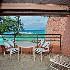 The Kuleana Club — Sample Balcony