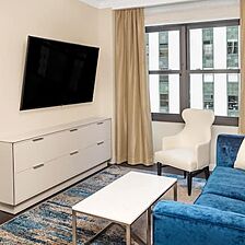 Hilton Club The Quin New York — Sample Living Area