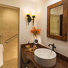 Hacienda Encantada Resort & Residences — El Encanto Ocean View Suite Bathroom