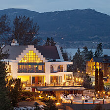 Lake Okanagan Resort — Exterior