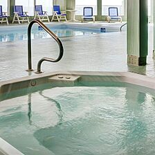 Lakeview Resort Vacation Club — Hot Tub