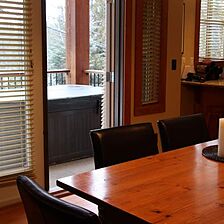 Timberline Lodges - Juniper &mdash; Sample Dining Area