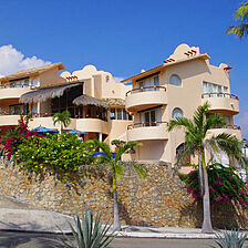 Villa Pacifico — Exterior