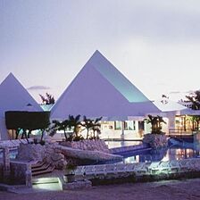 Hotel Cancun Marina Club — Exterior