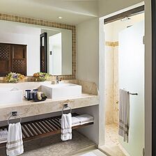 Azul Beach Resort Riveira Cancun — Sample Bathroom