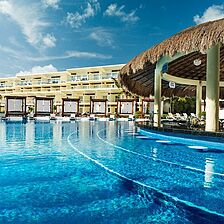 Azul Beach Resort Riveira Cancun — Pool