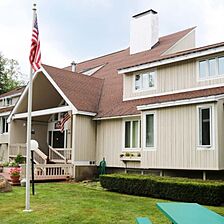 Inns of Waterville Valley — Exterior