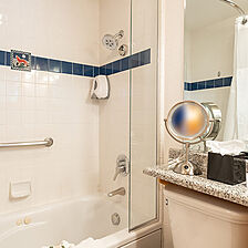 Red Wolf Lakeside Lodge &mdash; Sample Studio Bathroom