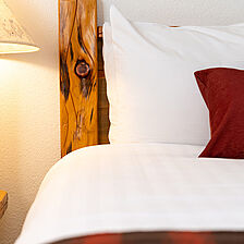 Red Wolf Lakeside Lodge &mdash; Sample Bedroom