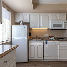 Southern California Beach Club &mdash; Sample Studio Kitchen