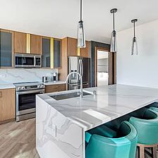 Elara by Hilton Grand Vacations — One-Bedroom Premium Suite with Balcony Kitchen (Hilton Club)