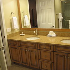 Eagle's Nest Beach Resort — Sample Tower Bathroom