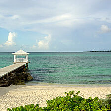 Sandyport Beaches Resort — - Beach