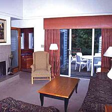 The Historic Powhatan Resort — Powhatan - Unit Living Area