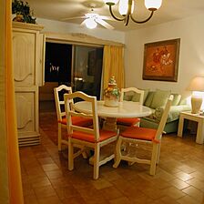 Villa del Mar — - Unit Living Area