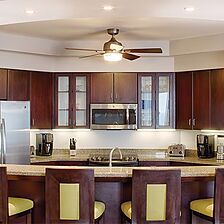 Club Wyndham Ocean Walk — Sample Kitchen With Barstools
