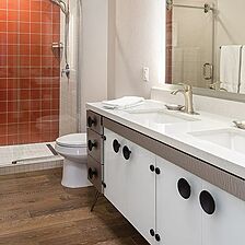 Club Wyndham Austin — Sample Bathroom