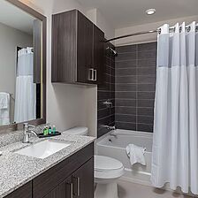 WorldMark Austin — Sample Bathroom