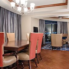 Club Wyndham National Harbor — Sample Dining Area