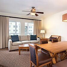 Club Wyndham Oceanside Pier Resort — Sample Living Area