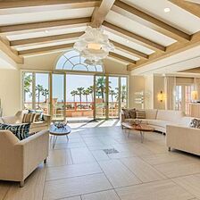 Marriott's Newport Coast Villas — Lobby