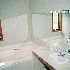 Eaglewood at Ruttger's Sugar Lake Lodge &mdash; - Unit Bathroom