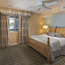 Club Wyndham South Shore — Sample Bedroom