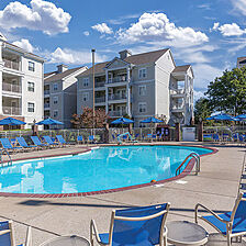 Club Wyndham Nashville — Accessible Pool With Loungers and Umbrellas