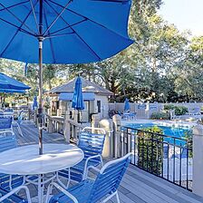 The Village at Palmetto Dunes &mdash; Outdoor Seating