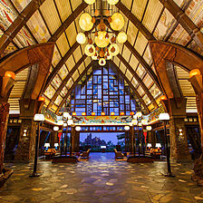 Aulani, a Disney Resort & Spa — Lobby