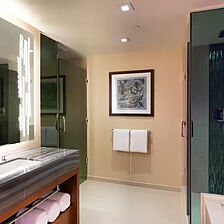 The Grand Islander by Hilton Grand Vacations — Sample Bathroom