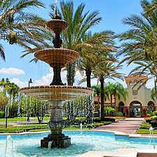 Vista Cay Resort by Millenium — Resort fountain and grounds