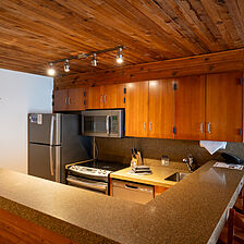 Iron Blosam Lodge — Sample kitchen